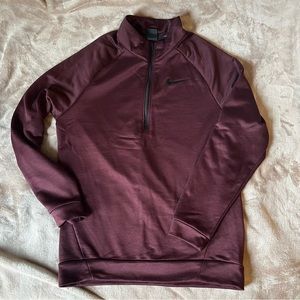 Men’s Nike quarter zip maroon
